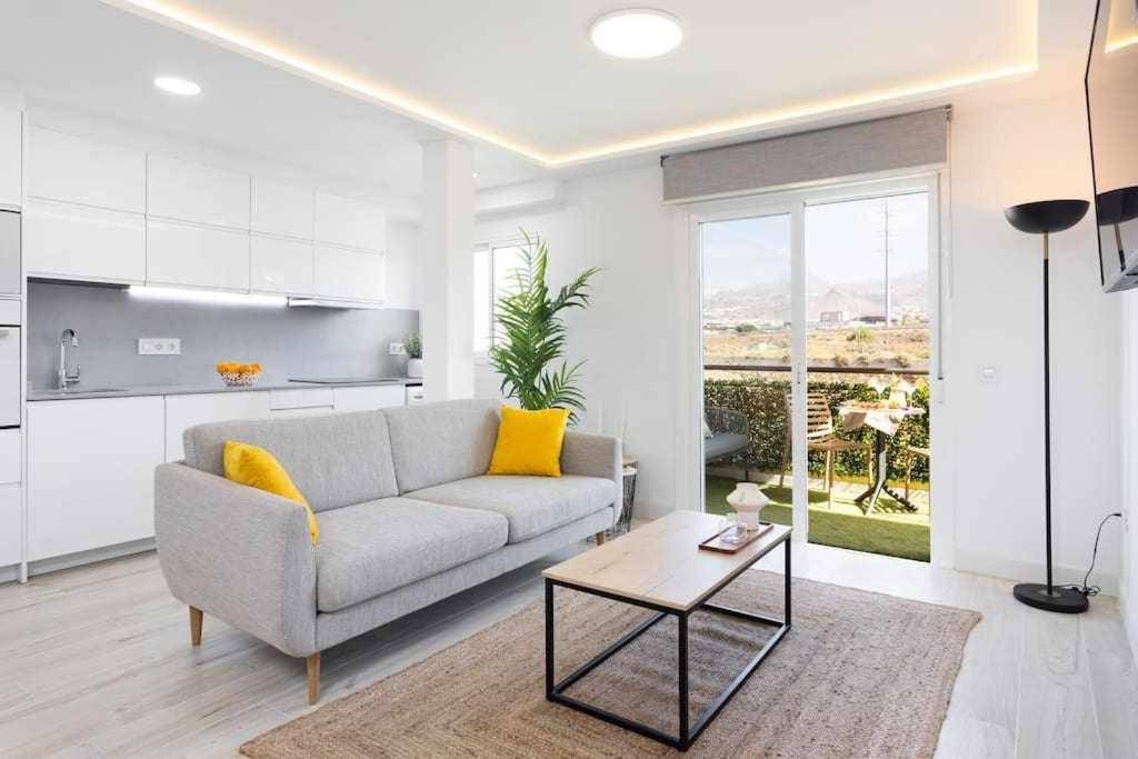 Sunnyland Apartment Arona Cho Dış mekan fotoğraf