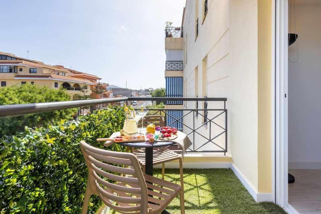 Sunnyland Apartment Arona Cho Dış mekan fotoğraf
